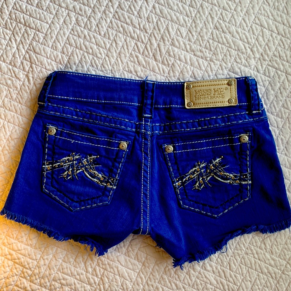 Blue Miss Me shorts - Size 25